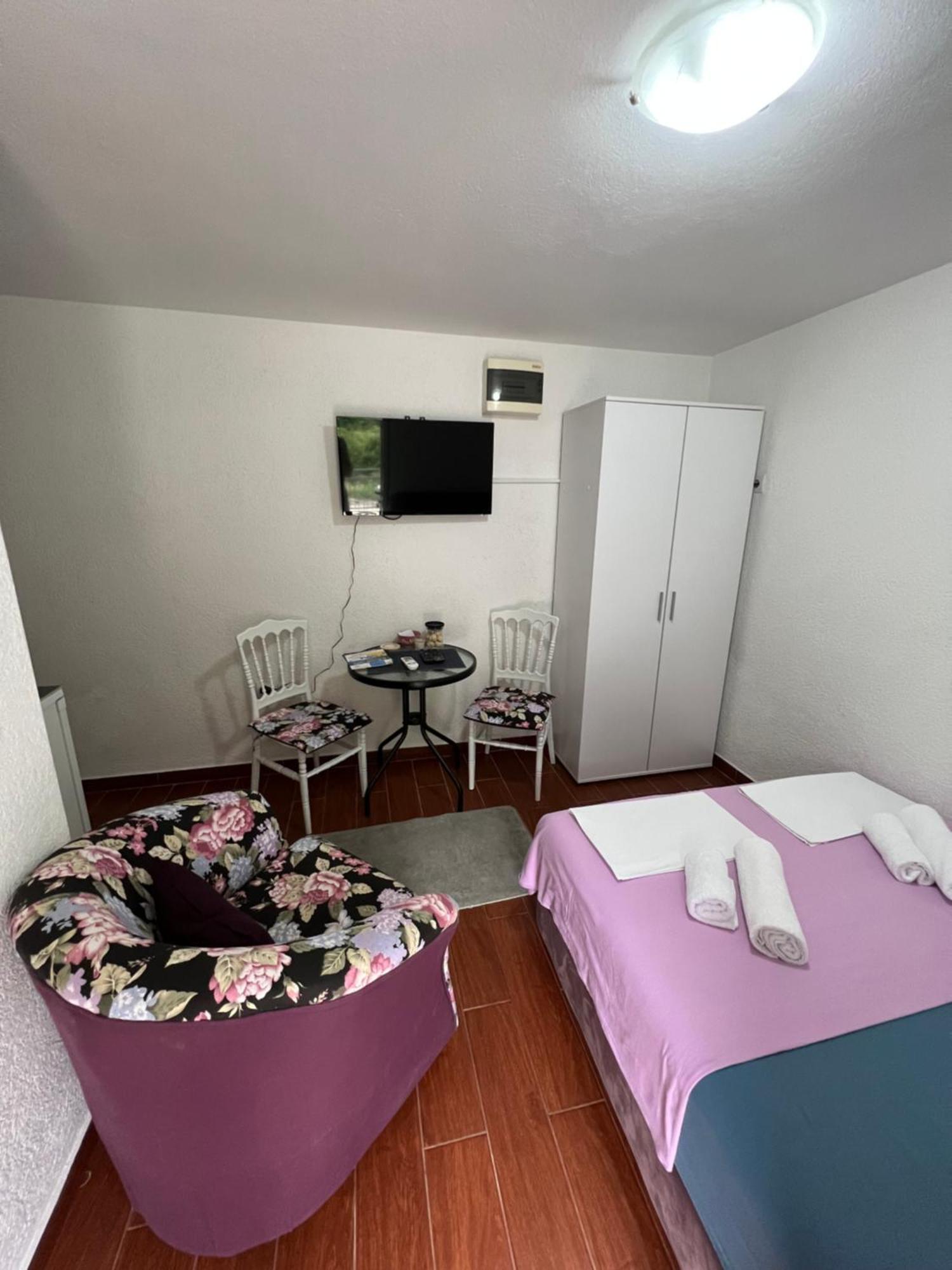Apartman Tristan Herceg Novi Eksteriør bilde